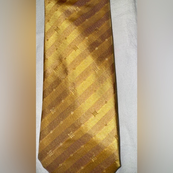 Louis Vuitton Gold On Gold Authentic Men’s Tie - Picture 2 of 4